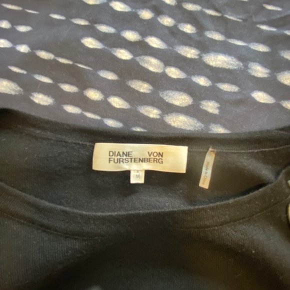 AS NEW DIANE VON FURSTENBERG BLACK 100% MERINO WOOL DRESS - SIZE MEDIUM - Picture 3 of 9